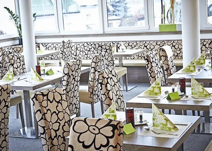 Отель Hotel Planai By Alpeffect Hotels